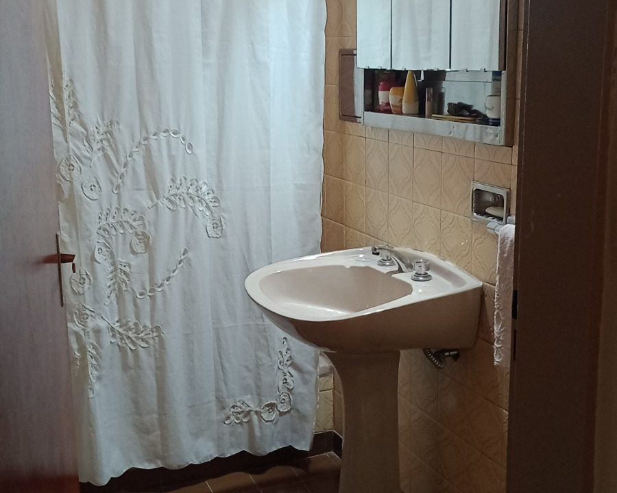 SAAVEDRA 1096 (0I)
