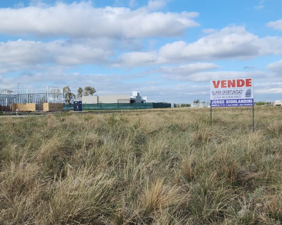 Barrio La Merced lote 590mts-6