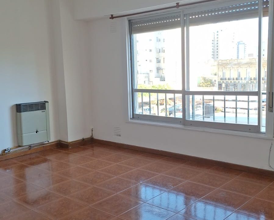 MORENO 23 PISO 2 F-13
