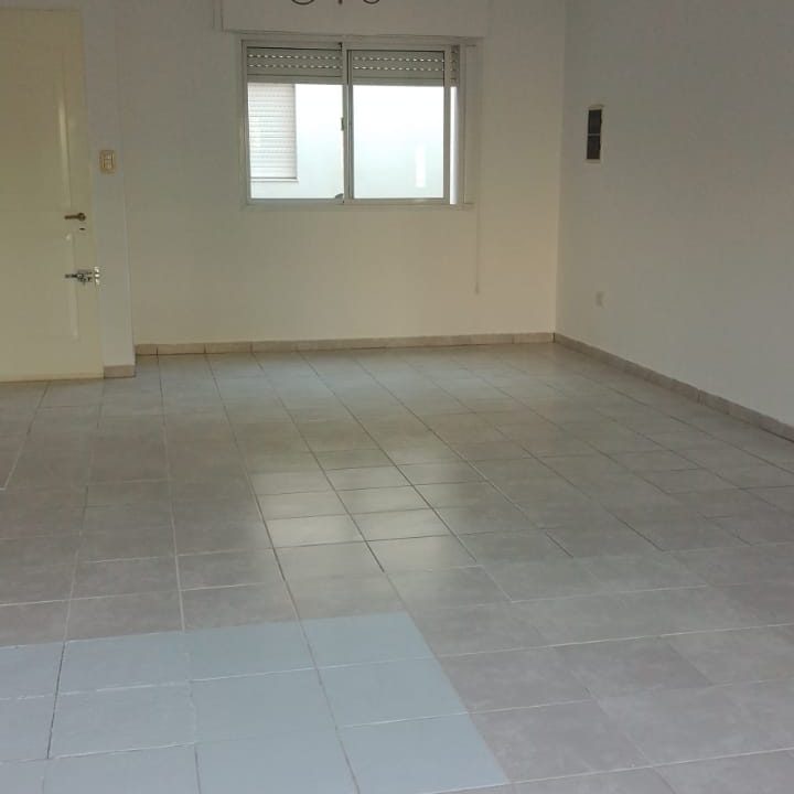 YRIGOYEN 1246 PISO 1 DEPTO 3 (7)