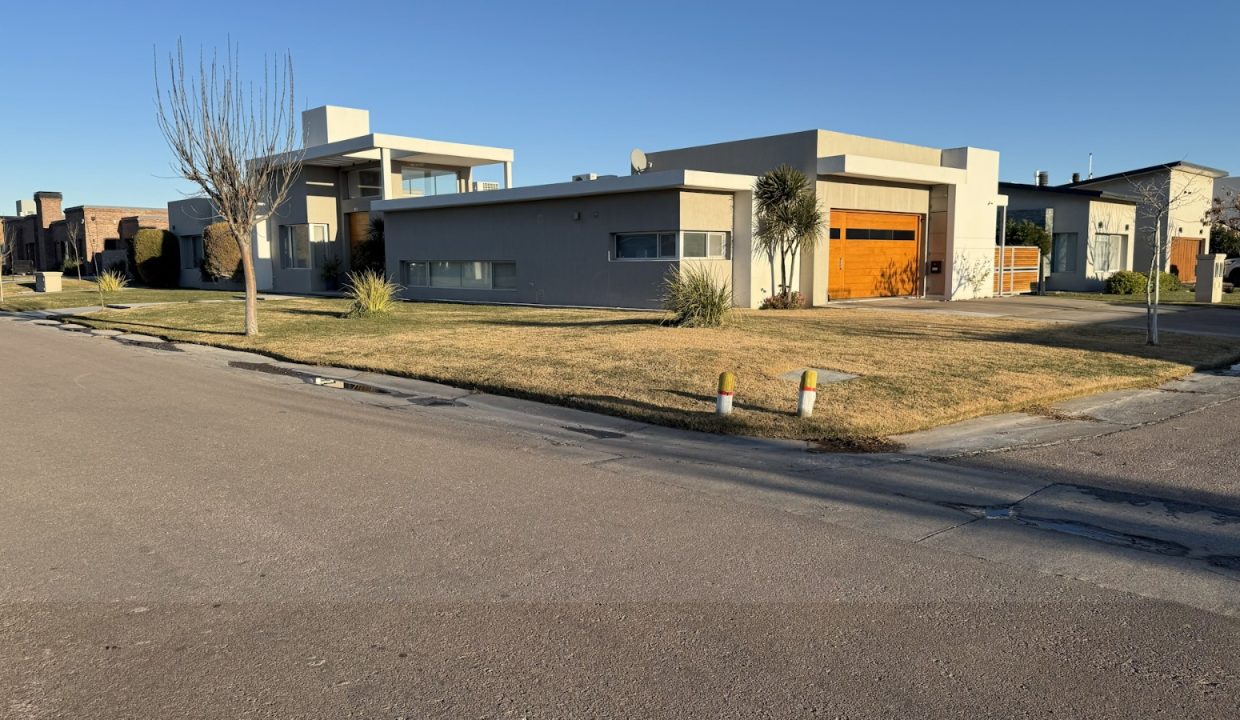 LA RESERVA CALLE 6 ESQ 9-2