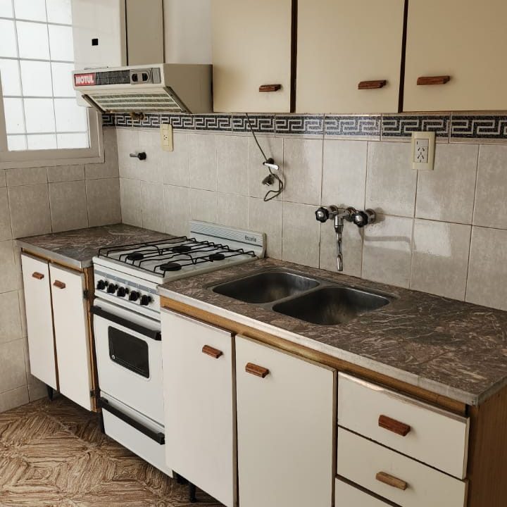 LUIS MARIA DRAGO 1570-9