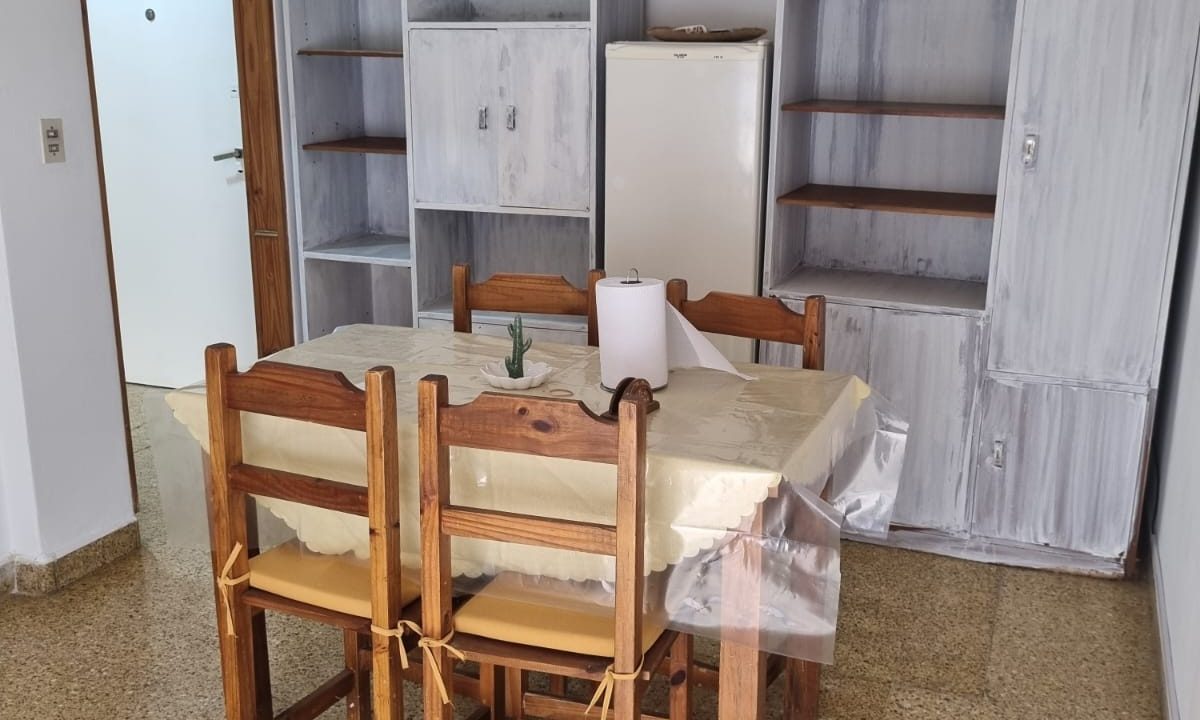 Moreno 45 torre C piso 1 depto. 5- 2