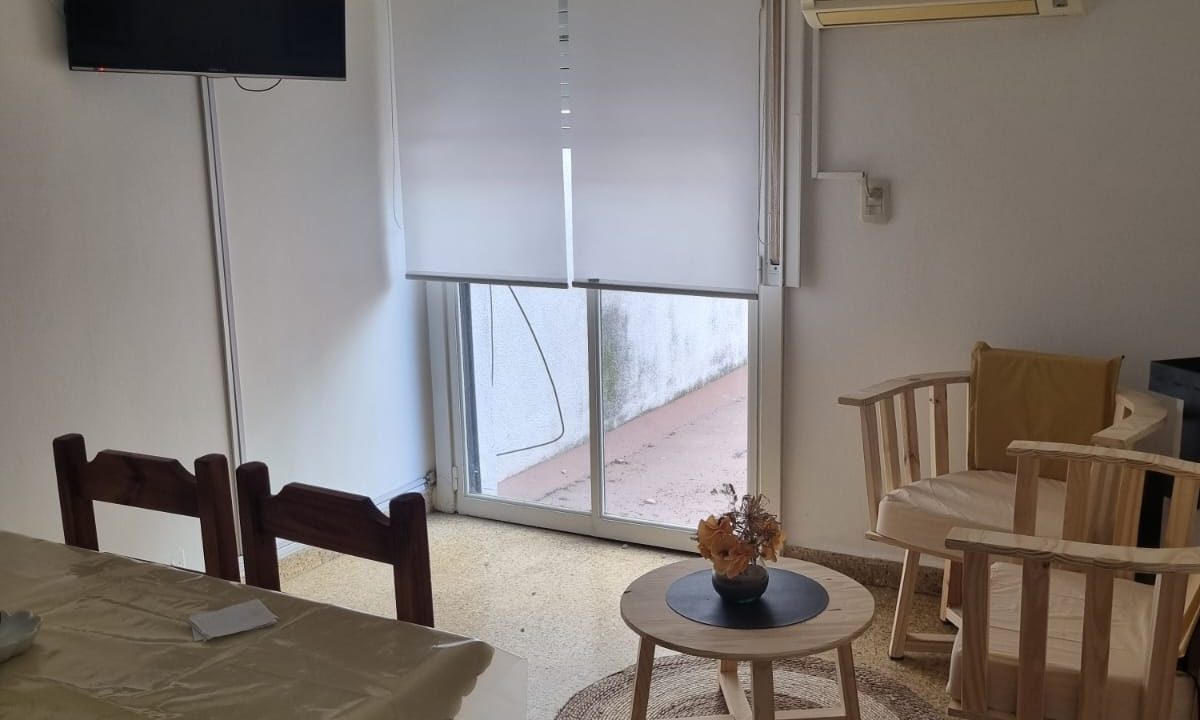 Moreno 45 torre C piso 1 depto. 5- 3