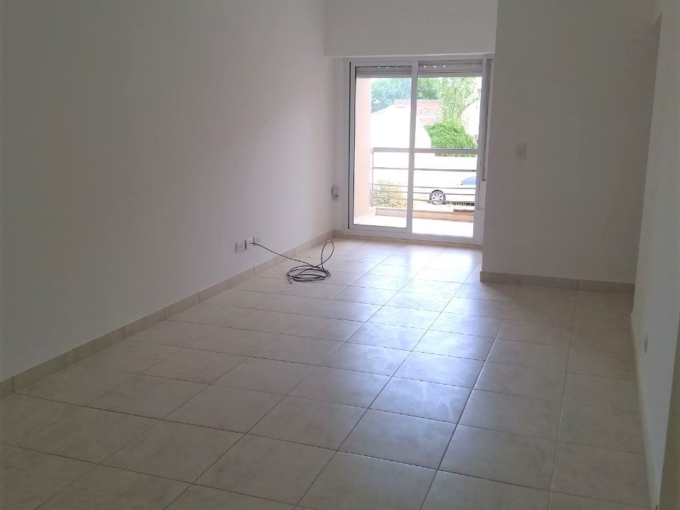 ALBERTI 678, PISO 1 C (0)