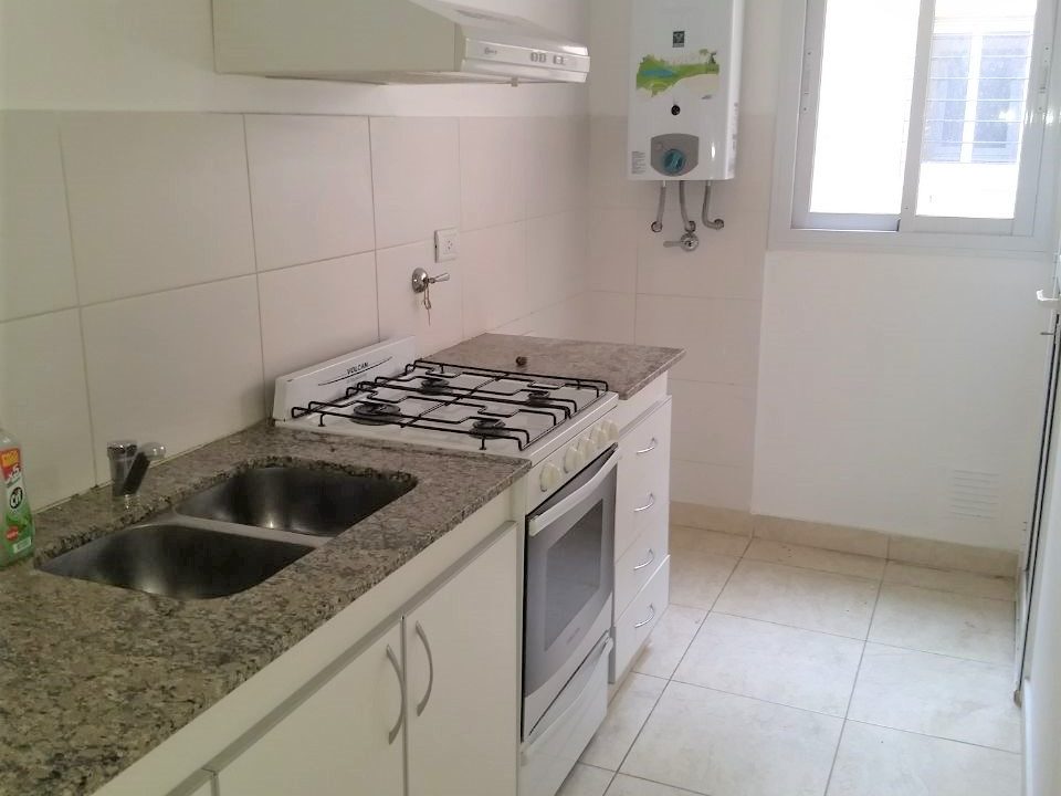 ALBERTI 678, PISO 1 C (0B)