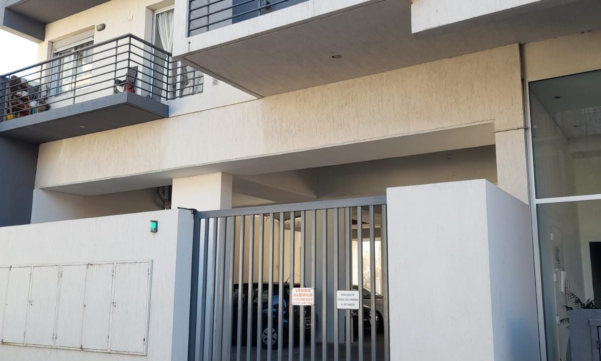 GORRITI 227 PISO 7 DEPTO F (0B)