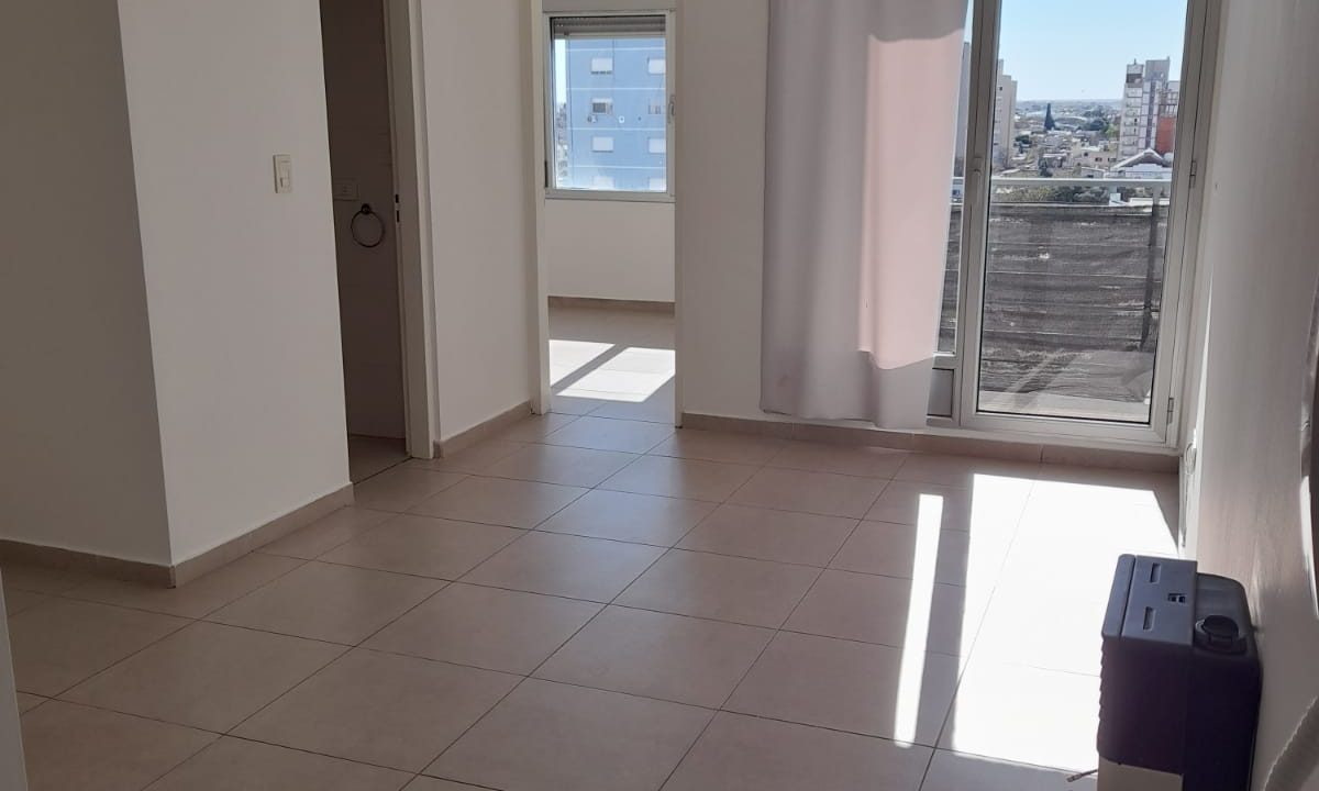 GORRITI 227 PISO 7 DEPTO F (37)