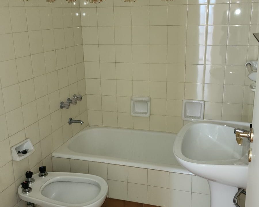 ALVARADO 312 PISO 1 DEPTO. 2 -24