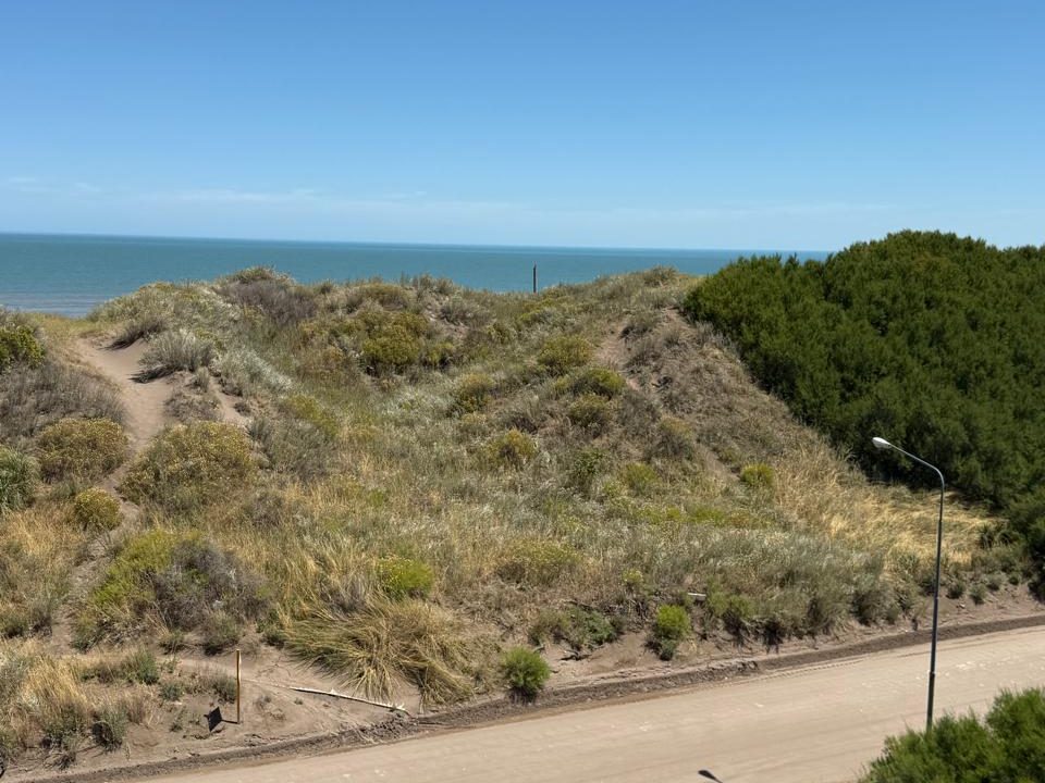 AVDA. PERON 952 PISO 2 C-1 (14)