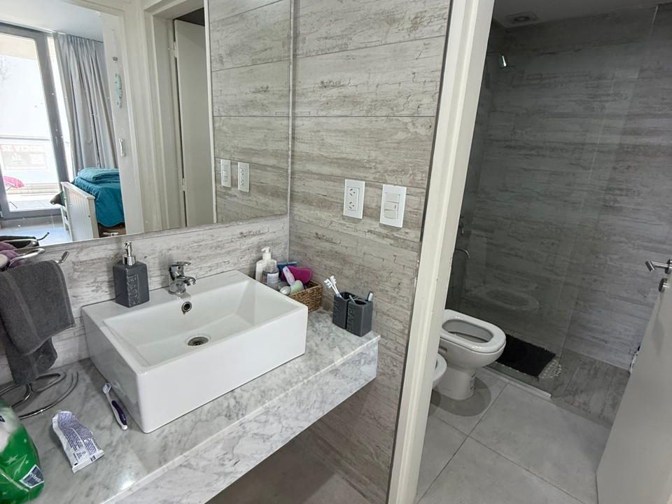 AVDA. PERON 952 PISO 2 C-1 (15)