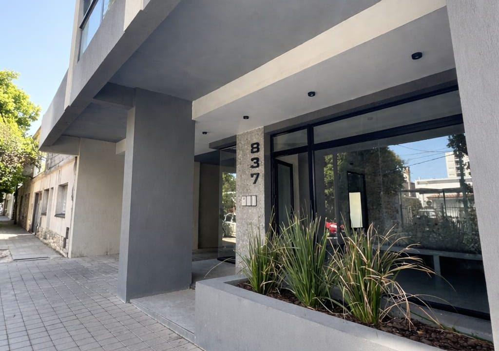 GUEMES 837 PISO 2 A-1A