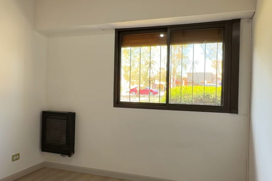 PATAGONIA - 14 DE JULIO 4028 - 12