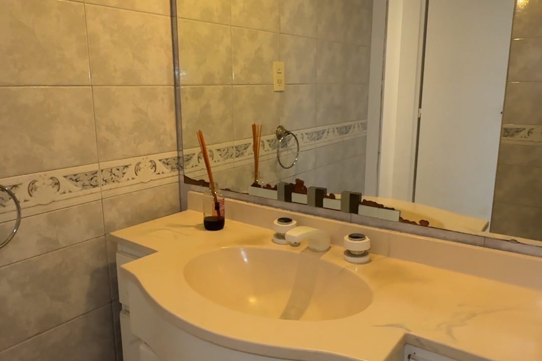 PATAGONIA - 14 DE JULIO 4028 - 18