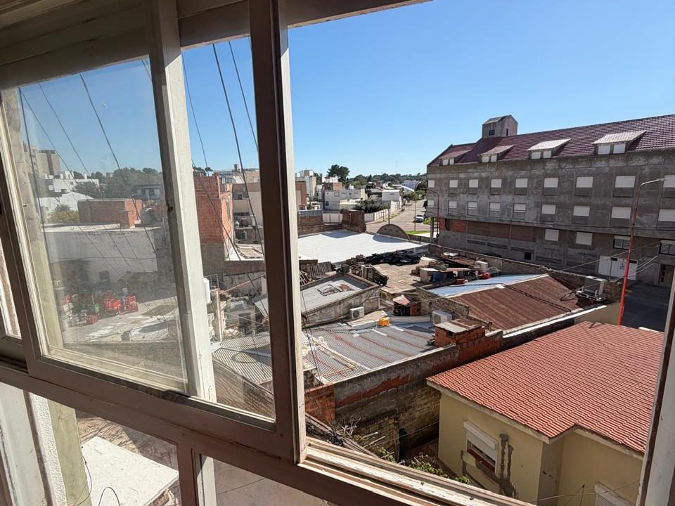 Valle Encantado 122 piso 1-8