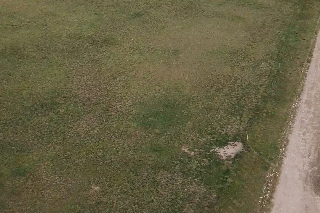TERRENO ALEM 06