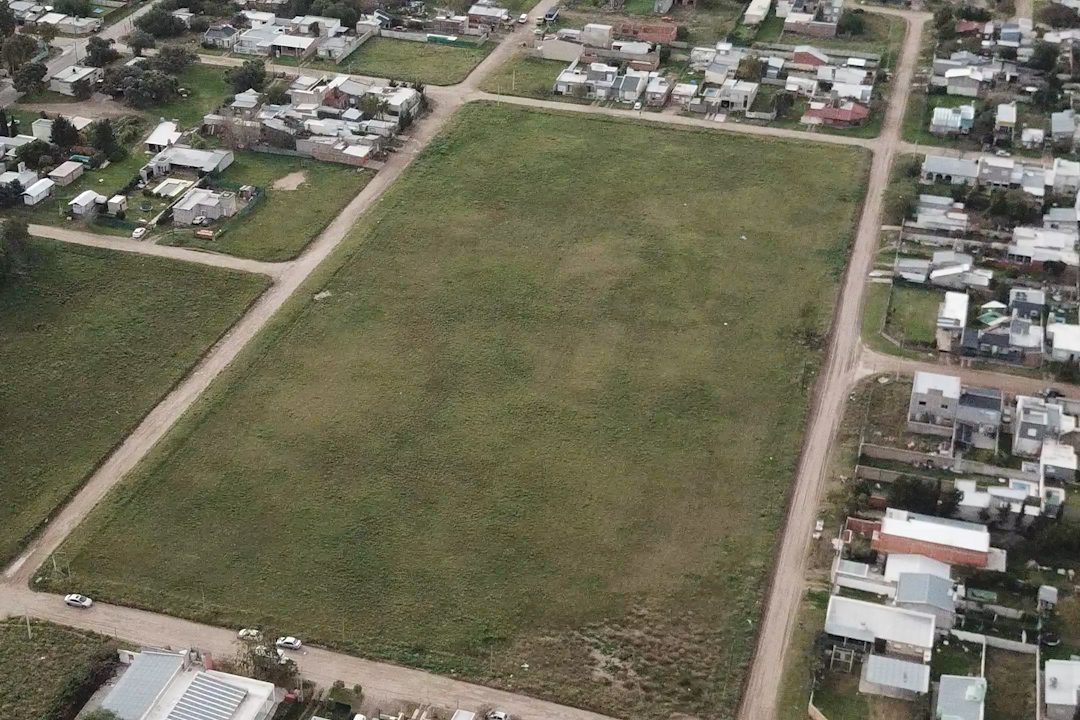TERRENO ALEM 07