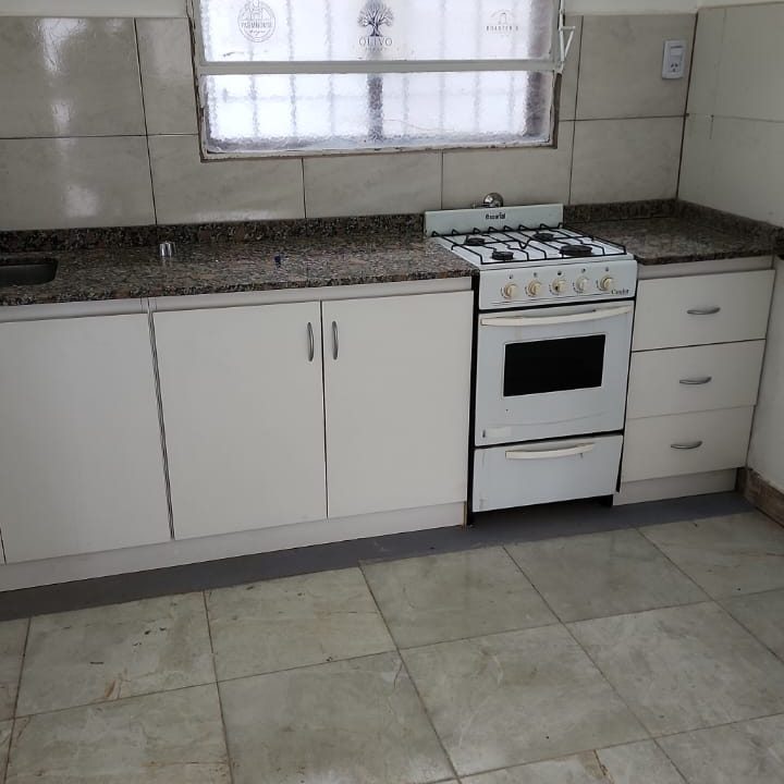 LAVALLE 866-5