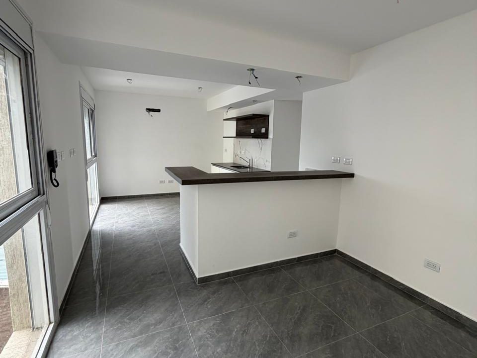 ALEM 2351 PISO 2 DEPTO 17 -3
